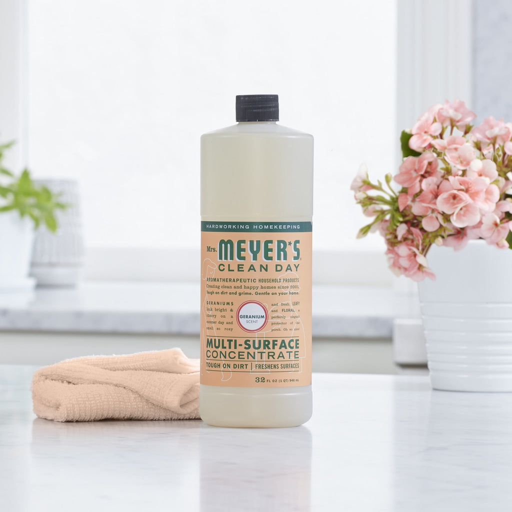 Mrs. Meyer's Clean Day Multi-Surface Everyday Concentrate - Geranium Scent, 32 Fl Oz Bottle
